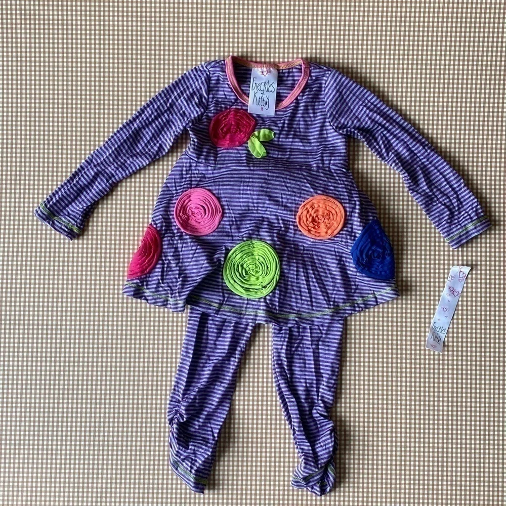 Boutique Freckles & Kitty stretchy bright girl set. Size 3T. NWT